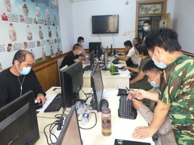 互聯網+插上的翅膀 用腳也能奏響自強音符，開網店年入10萬